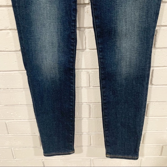 J. Crew Women’s 9" mid-rise toothpick Jean - Picture 3 of 8
